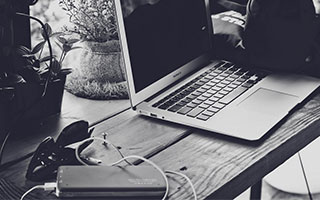 上海配资门户:2024年配资一览表最新-站上3600美元！金价创历史新高之际 央行黄金持有量30年来首超美债